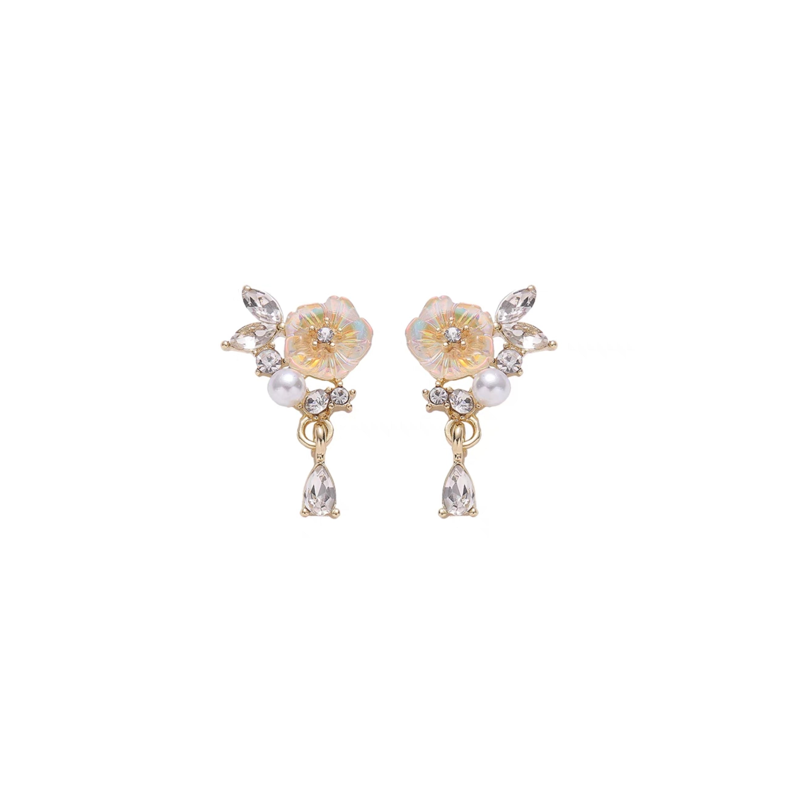 Vintage Pearl Flower Earrings