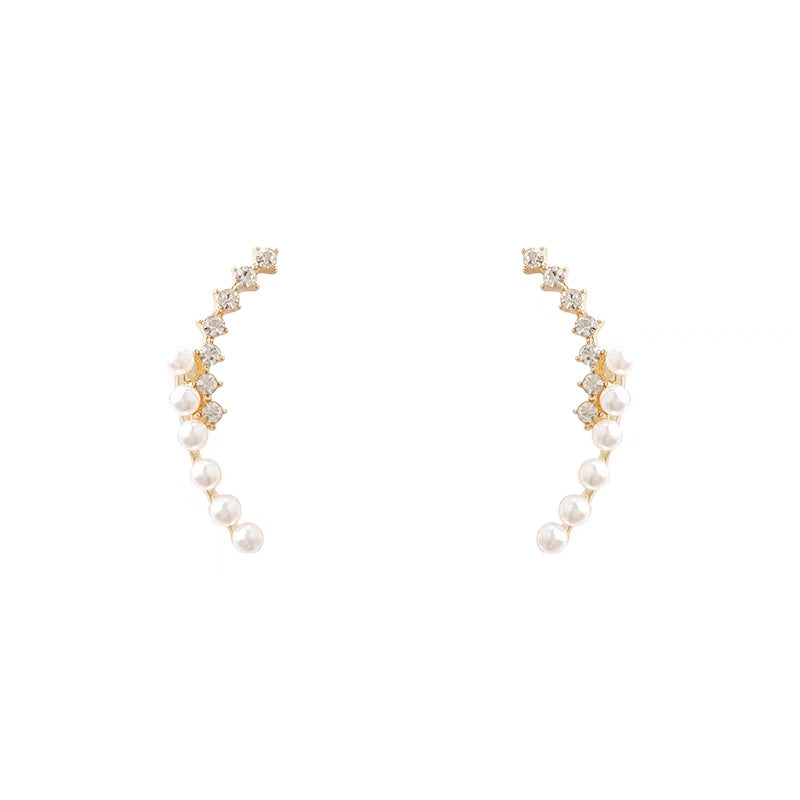 Curved zirconia pearl studs