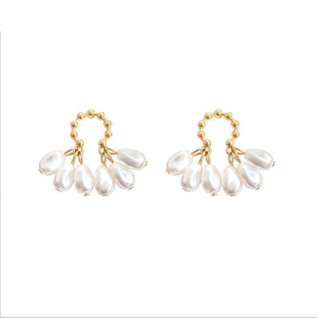 Fringe Pearls Earrings